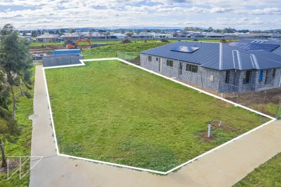 62 Paramount Drive, Warragul, Vic 3820