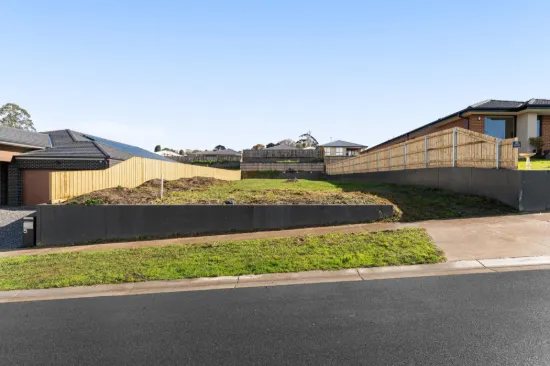 7 Aster Rise, Drouin, Vic 3818