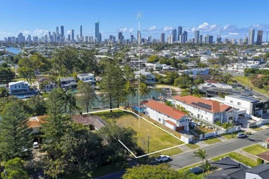 7 Park Avenue, Broadbeach Waters, Qld 4218 - Sold