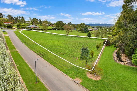 7 South Fork Court, Drouin, Vic 3818