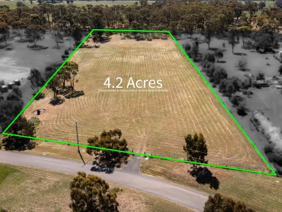 76 Lakeside Drive, Chesney Vale, Vic 3725