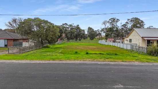 8 Arthur Street, Tarpeena, SA 5277
