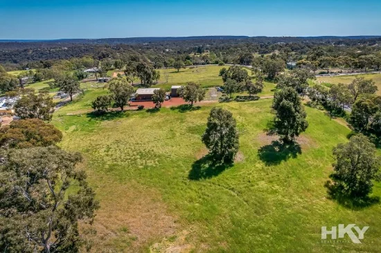 8 Clarkson Road, Bullsbrook, WA 6084