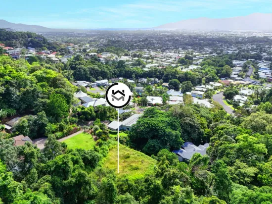 8 Julian Close, Mooroobool, Qld 4870