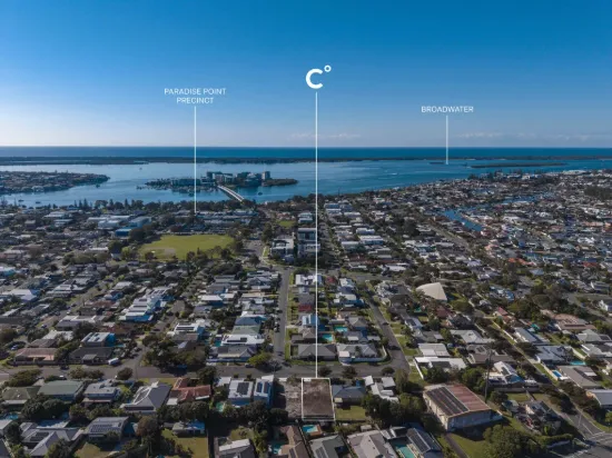 8A Thrush Avenue, Paradise Point, Qld 4216
