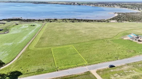 92 Loveshack Route, Streaky Bay, SA 5680