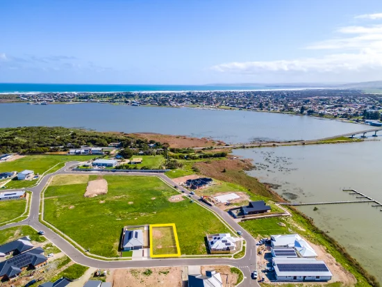 94 Gregory Circuit, Hindmarsh Island, SA 5214