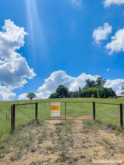 96 Whites Road, Young, NSW 2594