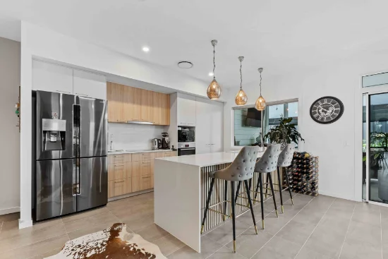 177/1 Latitude Boulevard, Nikenbah, Qld 4655