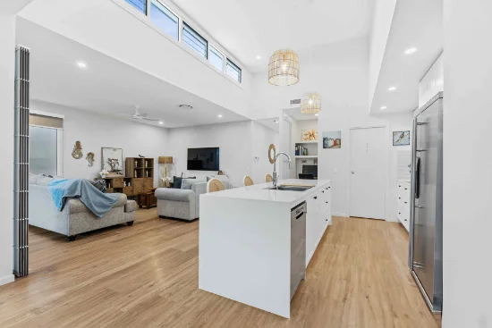 179/1 Latitude Boulevard, Nikenbah, Qld 4655