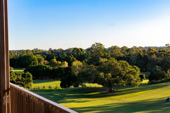 443/135 Meiers Road, Indooroopilly, Qld 4068