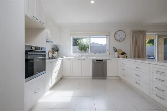 55/168 Underbank Boulevard, Bacchus Marsh, Vic 3340-Image