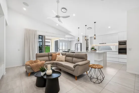 73/40 Menzies Drive, Pacific Paradise, Qld 4564