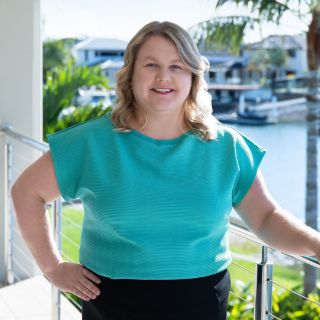 Rheanna Burdon - Real Estate Agent