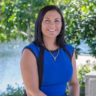 Rhiannon Ray - Real Estate Agent