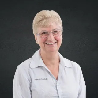 Rhonda Pinder - Real Estate Agent