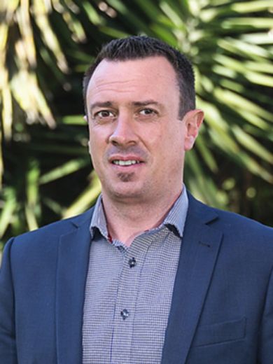 Rickie White - Real Estate Agent at McGrath - St Kilda