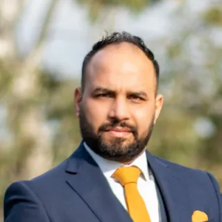 Ricky Singh - Real Estate Agent