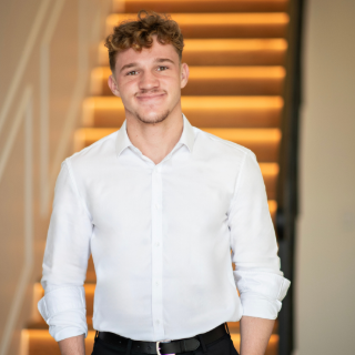 Riley Cowper - Real Estate Agent