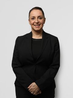 Rita Robinson - Real Estate Agent