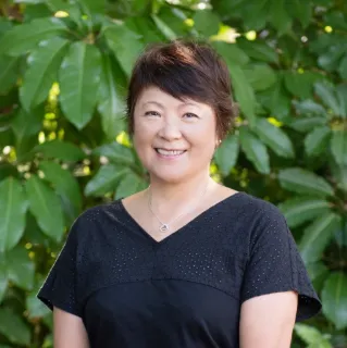 Ritsuko Dickinson - Real Estate Agent