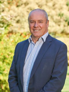 Robert Broadhurst - Real Estate Agent