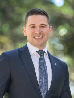 Robert De Freitas - Real Estate Agent