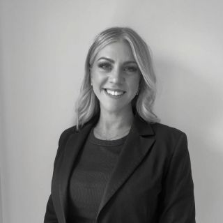 Rohanne Hall - Real Estate Agent