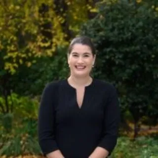 Rose Allie - Real Estate Agent