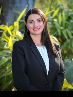Roselyn Chapple - Real Estate Agent