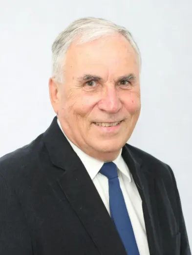 Ross Lee - Real Estate Agent at YPA Estate Agents - Diamond Creek