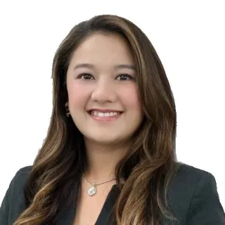 Rosy Tran - Real Estate Agent