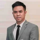 Ryan  Fong - Real Estate Agent From - Pioneer Realty - MELBOURNE