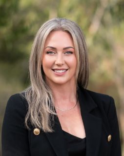 Sally Charan - Real Estate Agent