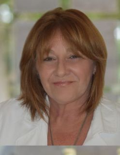 Sally  Grant - Real Estate Agent