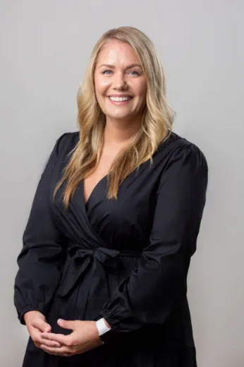 Sally Jones - Real Estate Agent at Warlimont & Nutt Real Estate - Mt Martha