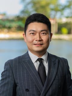Sam Deng - Real Estate Agent