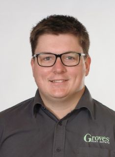 Sam  Groves - Real Estate Agent