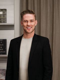 Sam Sabine - Real Estate Agent