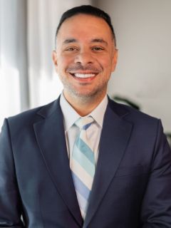 Sam Yazdi - Real Estate Agent