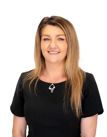 Samantha Lindsey - Real Estate Agent at Five Rivers Sales & Rentals - PARRAMATTA PARK