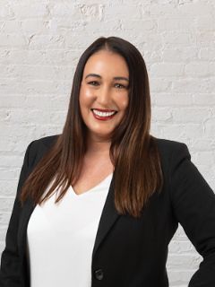 Sandra Pereira - Real Estate Agent