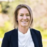 Sandy Robinson - Real Estate Agent From - Magain Real Estate - Glenelg (RLA 310071)
