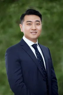 Sandy  Shi - Real Estate Agent