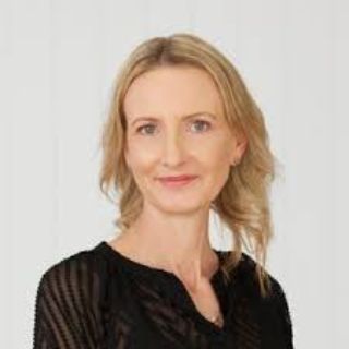 Sarah Weerman - Real Estate Agent