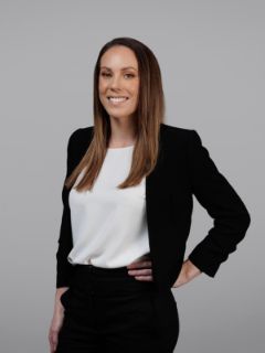 Sara Walker - Real Estate Agent