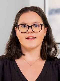Sarah Langley - Real Estate Agent