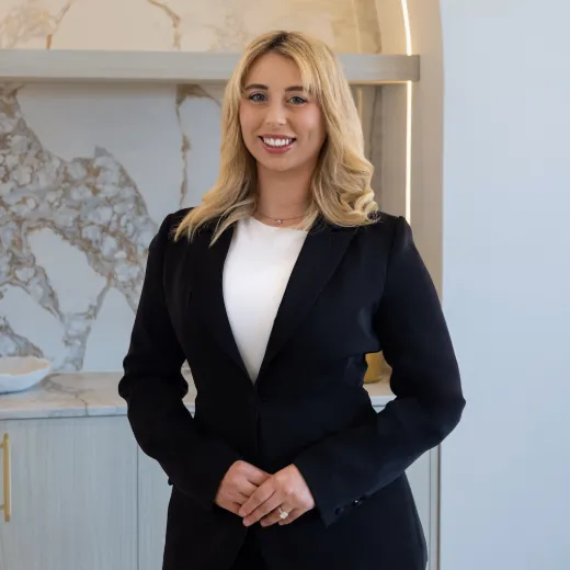 Sarah Sevdalis - Real Estate Agent at Property Place Agency