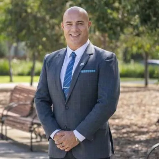 Scott  Perry - Real Estate Agent at Sterling Realty - POINT COOK