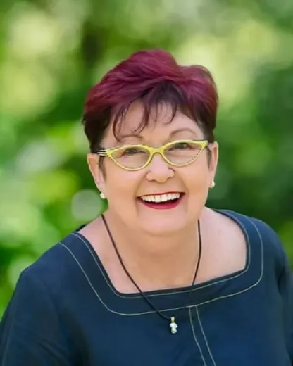 Kendall Booth - Real Estate Agent at @realty - National Head Office Australia
